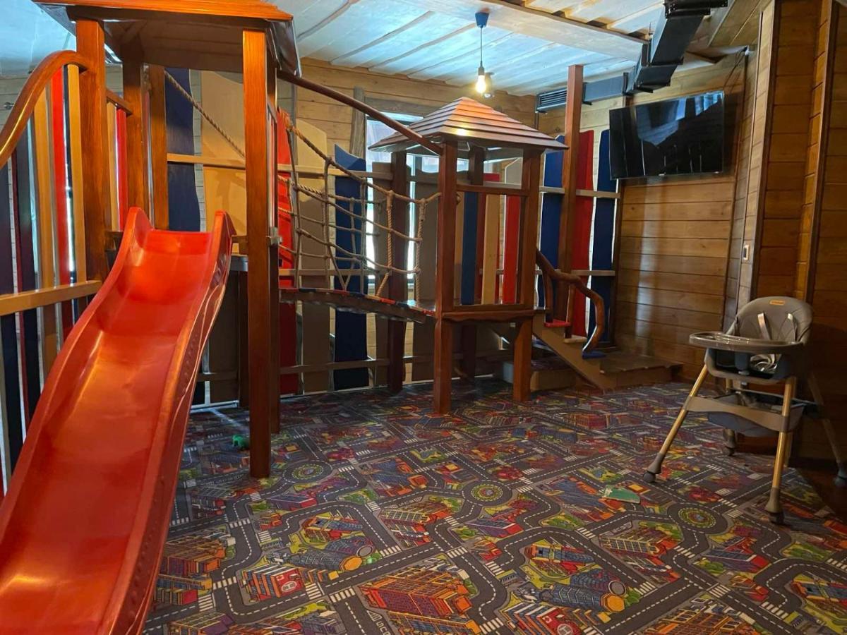 Kolyba Club Otel Stanishovka Dış mekan fotoğraf